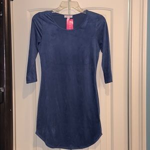 Agaci • velvet dress